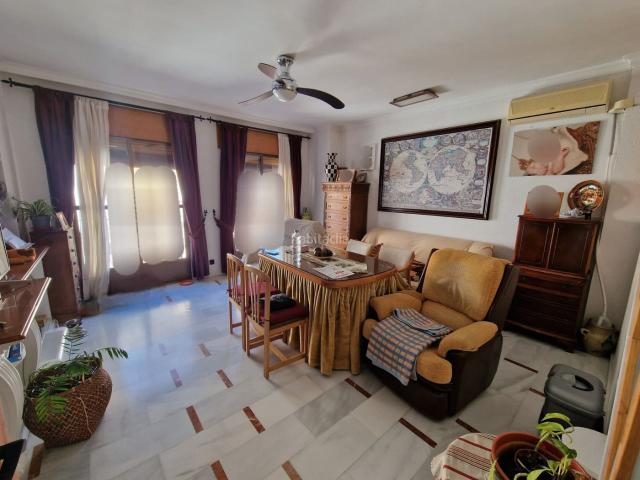 Dúplex en venta en Fernán Núñez. ¡AMPLIO DÚPLEX CON AZOTEAS PRIVADAS EN VENTA! ZONA CENTRO. Dúplex Fernán.