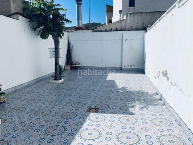 Dúplex en venta en Hondón de los Frailes. Preciosa casa adosada de 3 dormitorios y 2 baños en Hondon de los Frailes. Dúplex Hondón de los.