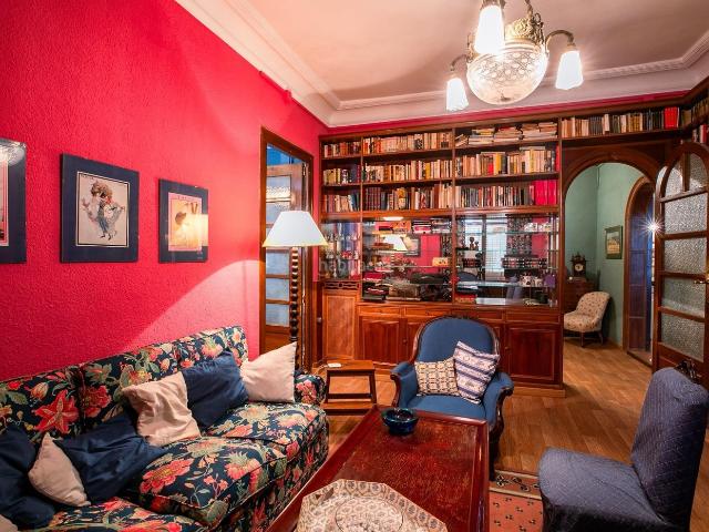 Dúplex en venta en Huesca, San Lorenzo. Vive el Encanto del Centro Dúplex Único en Porches de Galicia. Dúplex.