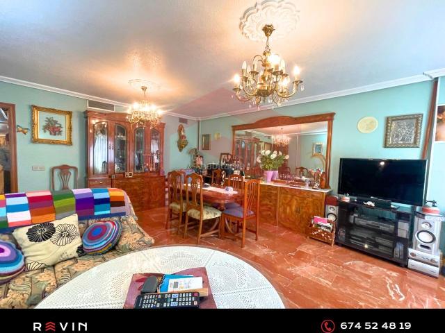 Dúplex en venta en Jaén, Ctra. Circunvalación La Magdalena. PISO FAMILIAR CON VISTAS A TODO JAÉN, LISTO PARA VIVIR. Dúplex.