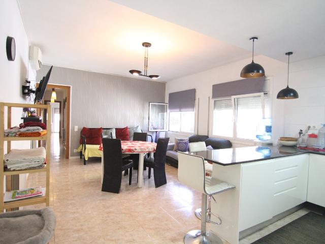Dúplex en venta en Olesa de Montserrat. DÚPLEX DE 3 HABITACIONES CON GRAN ESPACIO DIÁFANO Y TERRAZA EN EL CENTRO DE OLESA DE MONTSERRAT. Dúplex Olesa de.
