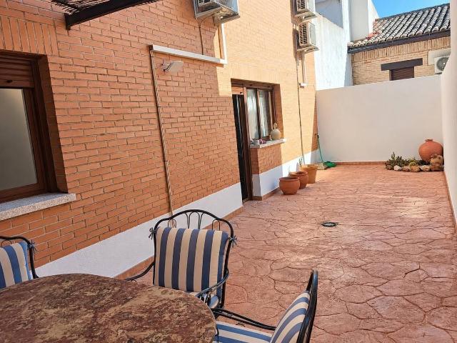 Dúplex en Venta en La Puebla de Montalbán