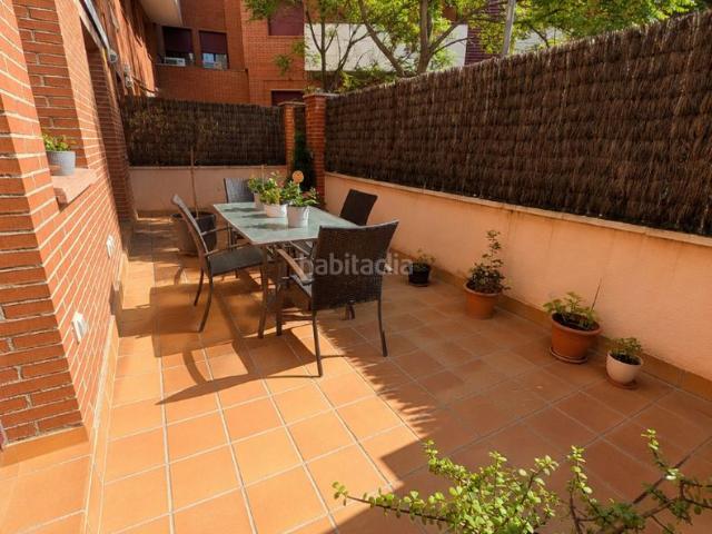 Dúplex en venta en Manresa, Barri Mion Puigberenguer. ¡Oportunidad Inversores! Gran Dúplex Invertido con terraza, parking y trastero en Manresa. Dúplex.