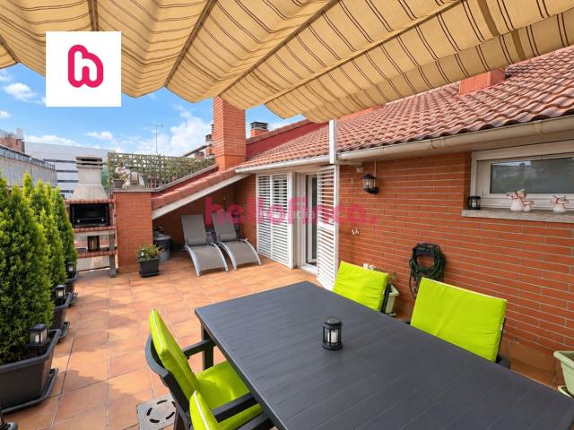 Dúplex en venta en Manresa, Escodines. Impresionante dúplex en Manresa con amplia terraza y barbacoa. Dúplex.