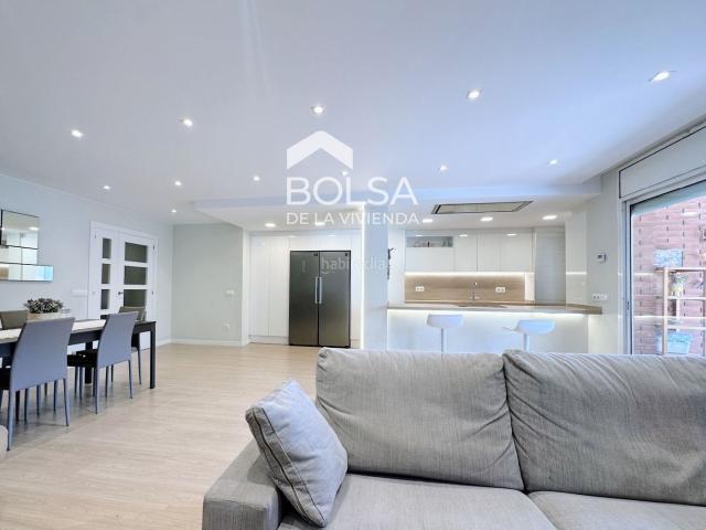 Dúplex en venta en Manresa, Plaça Catalunya. Dúplex en venta en Manresa, Plaza de Cataluña. Dúplex.