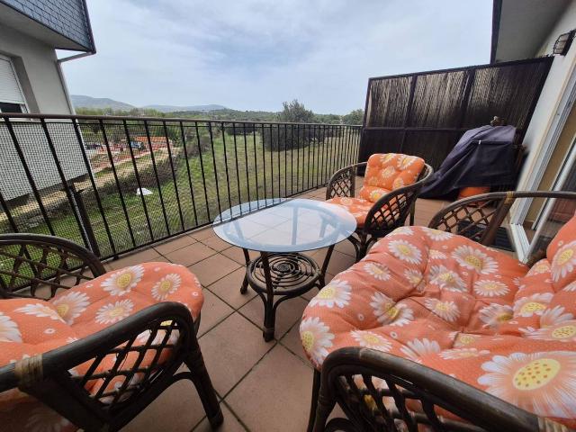 Dúplex en Venta en Navaluenga