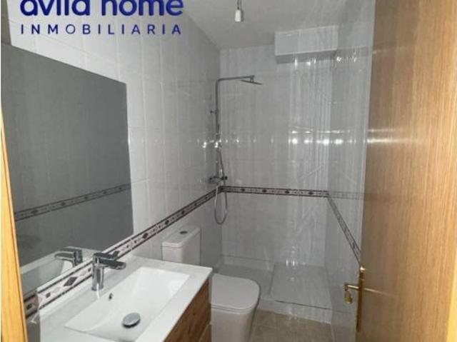 Dúplex en Venta en Navaluenga