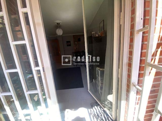 Dúplex en venta en Navalcarnero, Centro. DÚPLEX LUMINOSO CON TERRAZA, GARAJE Y TRASTERO. Dúplex.