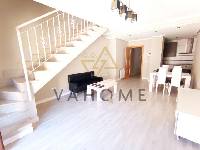 Dúplex en venta en Numancia de la Sagra. VAHOME PRESENTA FANTASTICA VIVIENDA EN NUMANCIA DE LA SAGRA Toledo. Dúplex Numancia de la.