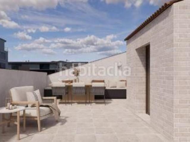 Dúplex en venta en Sabadell, Centre. Fantástico dúplex 2º piso nº6 de 3 habitaciones con terraza en Calle del Sol, Sabadell. Dúplex.