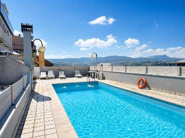 Dúplex en Venta en Salgueira O Castaño