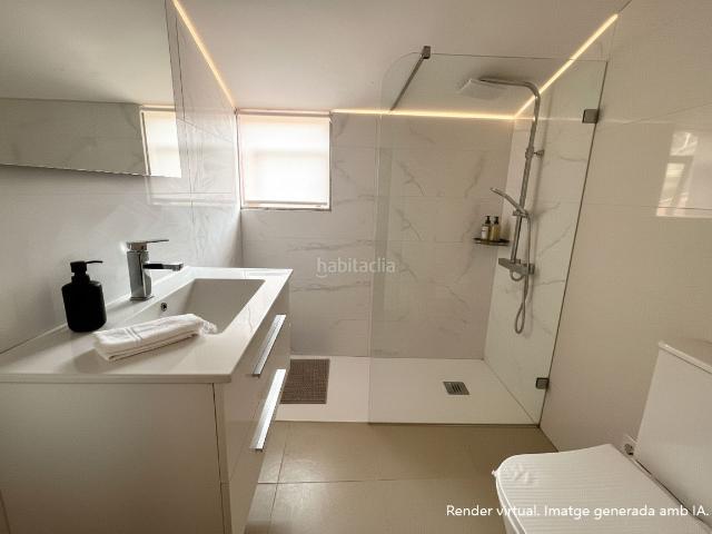 Dúplex en venta en Salt, Centre. Ático Dúplex de obra nueva con terraza de 50m2, parking y trastero en Salt Àtic Dúplex d'obra nova amb terrassa de 50m2, parquin. Dúplex.