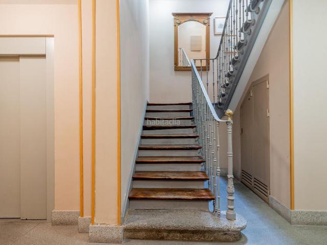 Dúplex en venta en San Lorenzo de El Escorial, Centro Casco Histórico. PRECIOSO DÚPLEX EN PLENO CENTRO DE SAN LORENZO DE EL ESCORIAL. Dúplex San Lorenzo de El.