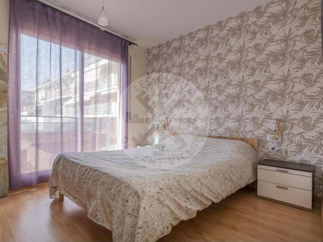Dúplex en venta en Sant Vicenç de Castellet. ESPECTACULAR DÚPLEX CON LUZ Y VISTAS A MONTSERRAT EN SANT VICENÇ DE CASTELLET. Dúplex Sant Vicenç de.