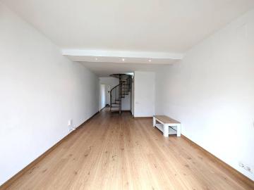 Dúplex en Venta en Sant Vicenç Dels Horts