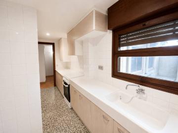 Dúplex en venta en Sant Feliu de Codines. Vivienda exclusiva en venta independiente con jardín y gran potencial en Sant Feliu de Codines. Dúplex Sant Feliu de.