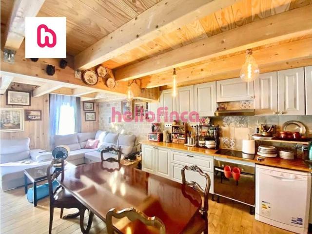 Dúplex en venta en Sant Joan les Fonts. Dúplex con encanto reformado en Sant Joan les Fonts Garrotxa. Dúplex Sant Joan les.