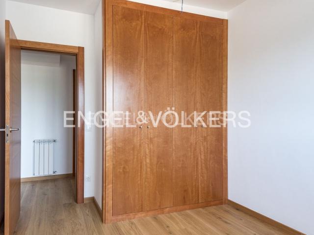 Dúplex en venta en Sant Quirze del Vallès, Mas Duran. Descubre en Sant Quirze del Vallès un apartamento de obra nueva 2026 4 dormitorios, terraza y balcón, piscina comunitaria, aparca. Dúplex Sant.