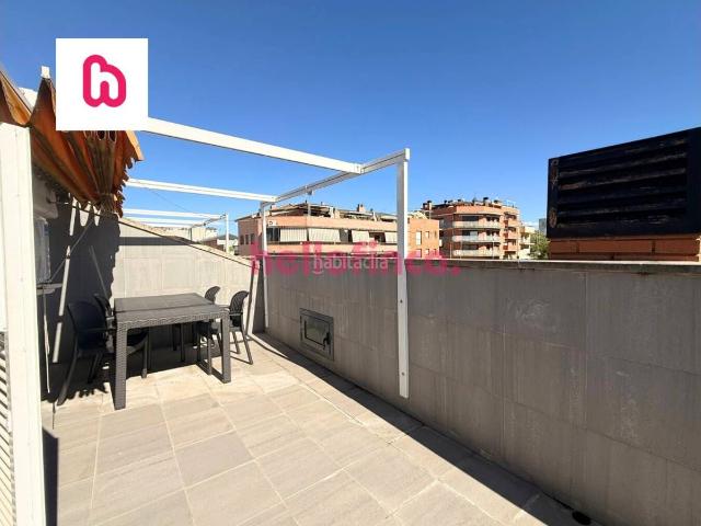 Dúplex en venta en Santa Margarida de Montbui. Amplio dúplex exterior con terraza y sala polivalente en Sant Maure Santa Margarida de Montbui. Dúplex Santa Margarida de.