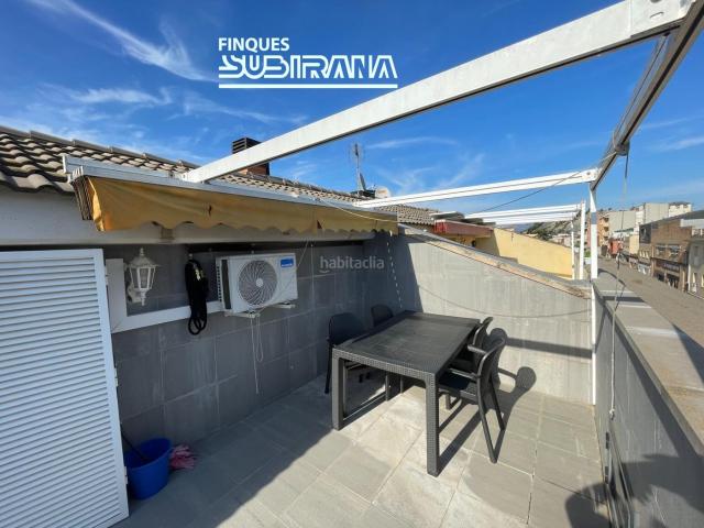 Dúplex en venta en Santa Margarida de Montbui. Amplio dúplex exterior con terraza, chimenea y sala polivalente en Sant Maure Santa Margarida de Montbui. Dúplex Santa Margarida de.
