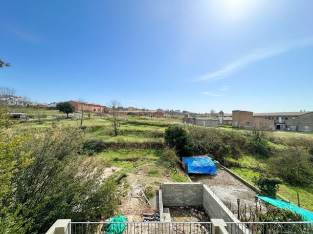 Dúplex en venta en Santa Maria de Corcó. Dúplex rehabilitat al cor de l'Esquirol. Dúplex Santa Maria de.
