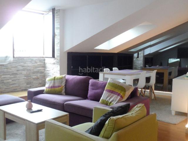 Dúplex en venta en Santander, Centro Ayuntamiento. Piso reformado en Centro Ayuntamiento de Santander con garaje. Dúplex.