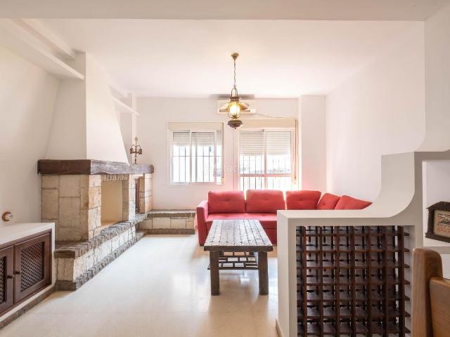 Dúplex en venta en Sevilla, Colores Entreparques. GRAN DUPLEX EN LA MEJOR ZONA DE SEVILLA ESTE. Dúplex.