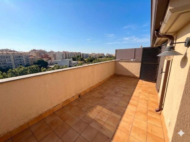 Dúplex en Venta en Segle XX