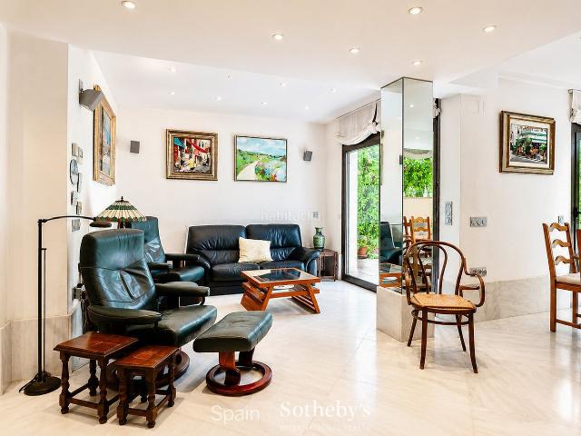 Dúplex en venta en Sitges, Can Girona Terramar Vinyet Costa Dorada. Planta baja dúplex en primera línea de mar. Dúplex.