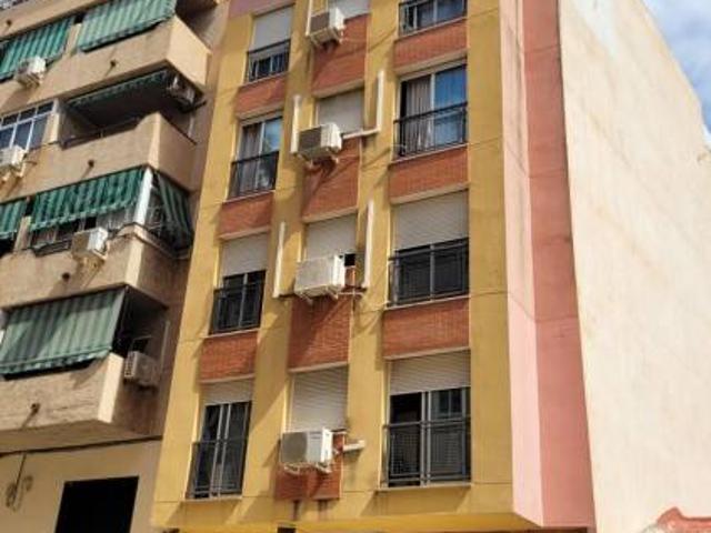 Dúplex en Venta en Suárez