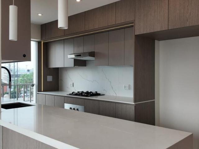 Dúplex En Venta En Surco Frente A Parque: 5 Dormitorios, Terraza Y Acabados Personalizables