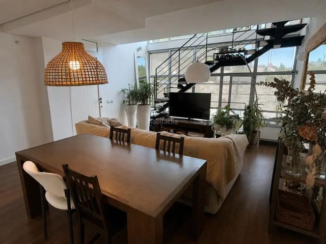 Dúplex en venta en Papiol El. ESPECTACULAR PISO SEMINUEVO CON TERRAZA Y ENTRADA INDEPENDIENTE. Dúplex Papiol.