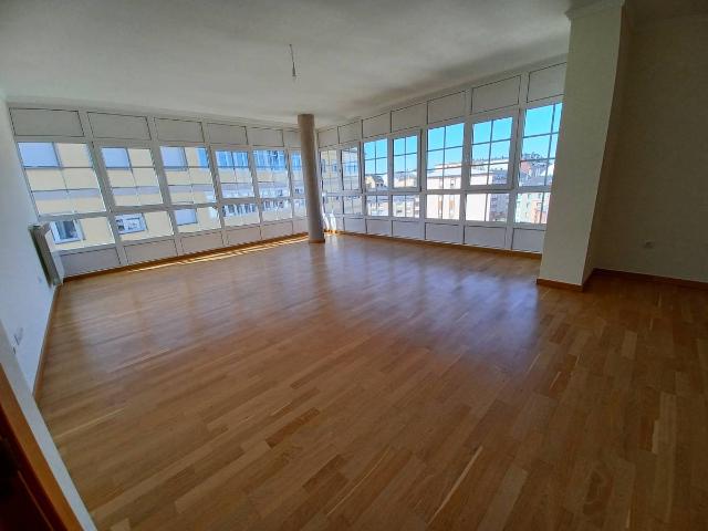 Dúplex en Venta en Paradai
