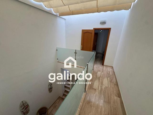 Dúplex en venta en Paradas. PISO DUPLEX PORCHE. Dúplex.