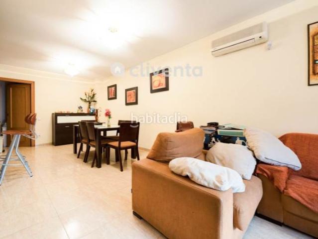 Dúplex en venta en Parets del Vallès. ATICO DUPLEX EN VENTA MUY LUMINOSO Y CENTRICO, NEGOCIABLE. Dúplex Parets del.