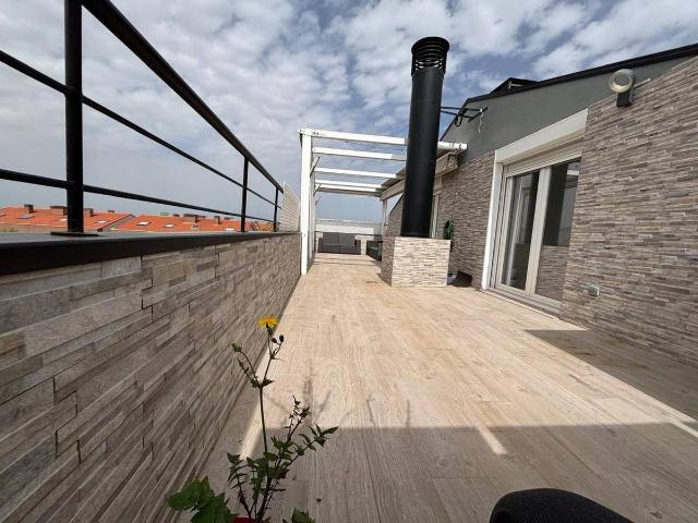 Dúplex en Venta en Parque Oeste Fuente Cisneros