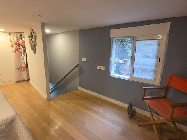 Dúplex en venta en pasaje Del Patronat, Hospitalet de Llobregat, L´, de 50 m² 1 habitación por 99.000