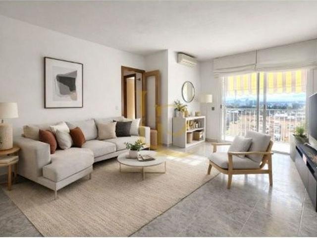 Dúplex en venta en paseo De Les Torres, Rubí, de 93 m² 3 habitaciones por 330.000