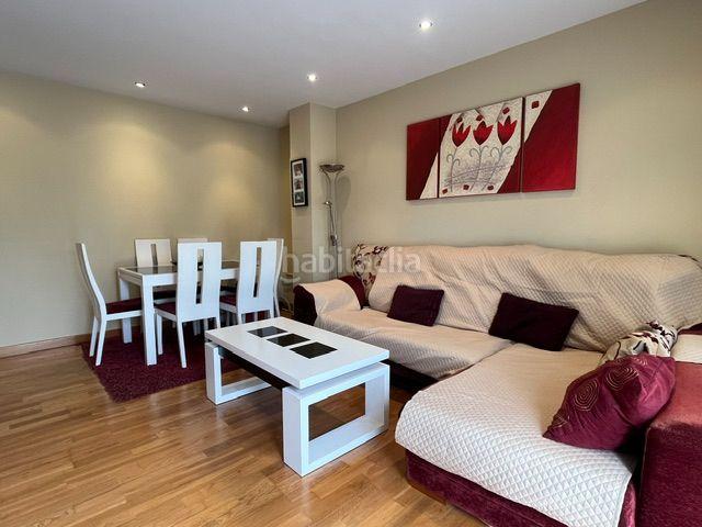 Dúplex en venta en Piélagos, Mortera. DUPLEX CON GARAJE CERRADO EN MORTERA. TERRAZA SUR. PISCINA COMUNITARIA. Dúplex.