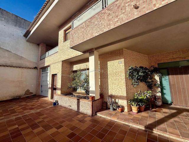 Dúplex en venta en Pinoso. Casa adosada en Pinoso. Dúplex.