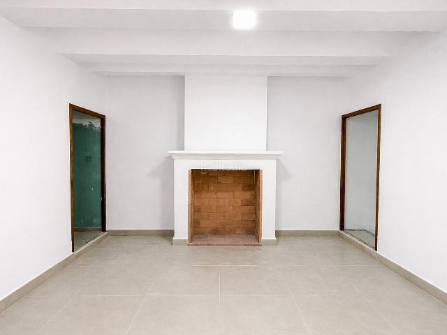 Dúplex en venta en Pinoso. Casa de Pueblo Totalmente Reformada con Patio Interior en Pinoso. Dúplex.
