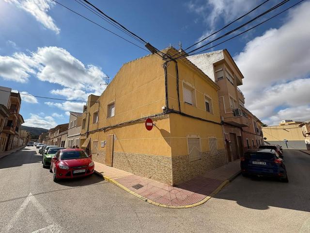 Dúplex en venta en Pinoso. Dúplex.