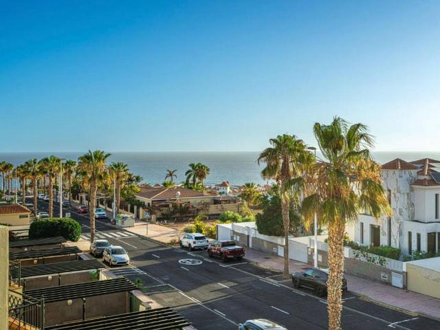 Dúplex en Venta en Playa del Duque