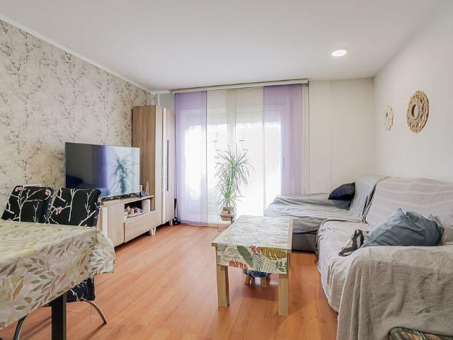 Dúplex en venta en plaza Sol, Rubí, de 61 m² 2 habitaciones por 205.000