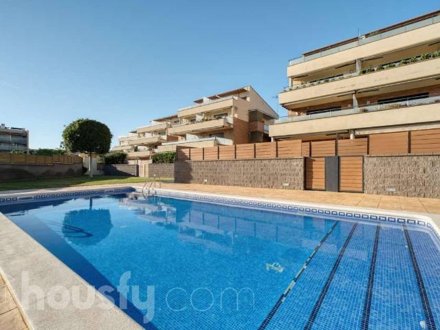 Dúplex en Venta en Roda de Berà