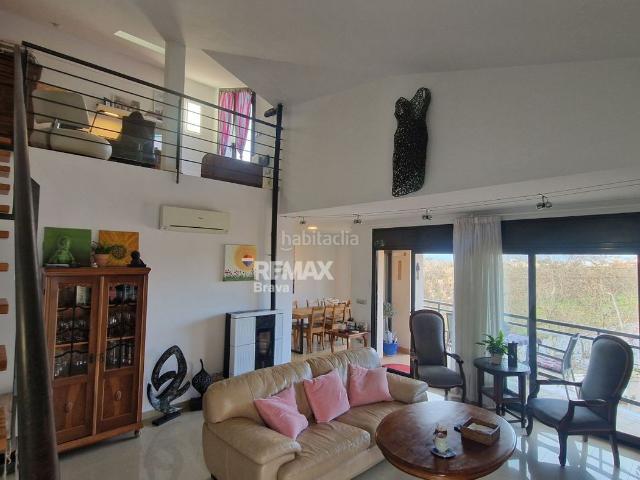 Dúplex en venta en Roses, Centre Costa Brava. Roses Centro Ático dúplex de lujo con gran terraza, ascensor, garaje y licencia turística. Dúplex.