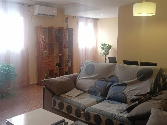 Dúplex en Venta en Riba roja de Túria