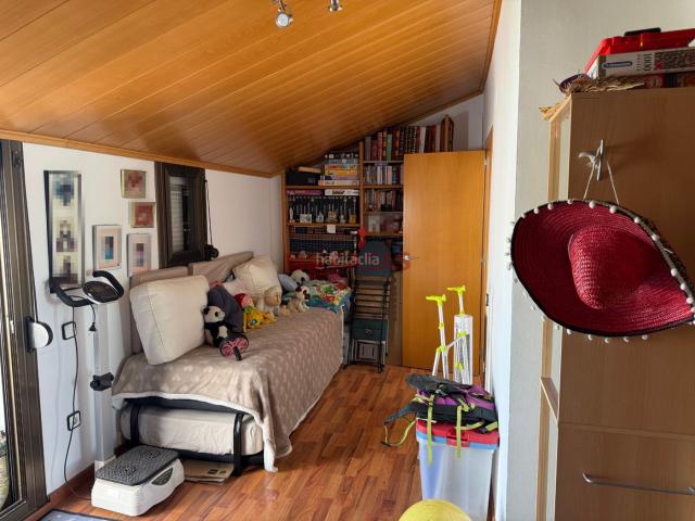 Dúplex en venta en Rubí, Ca n´Oriol. DUPLEX AMPLIO CON TERRAZAS Y PK. Dúplex.