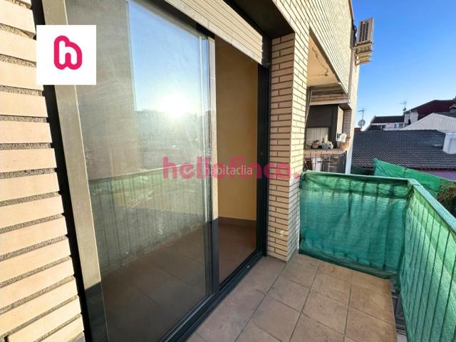Dúplex en venta en Rubí, Ca n´Oriol. Dúplex en venta en Rubí con balcón, terraza, parking y trastero. Dúplex.