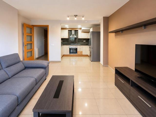 Dúplex en venta en Rubí, Ca n´Oriol. SE VENDE DÚPLEX EN RUBÍ, ZONA CA NORIOL. Dúplex.